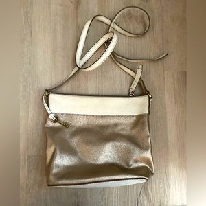 Fossil cross body leather bag/ purse